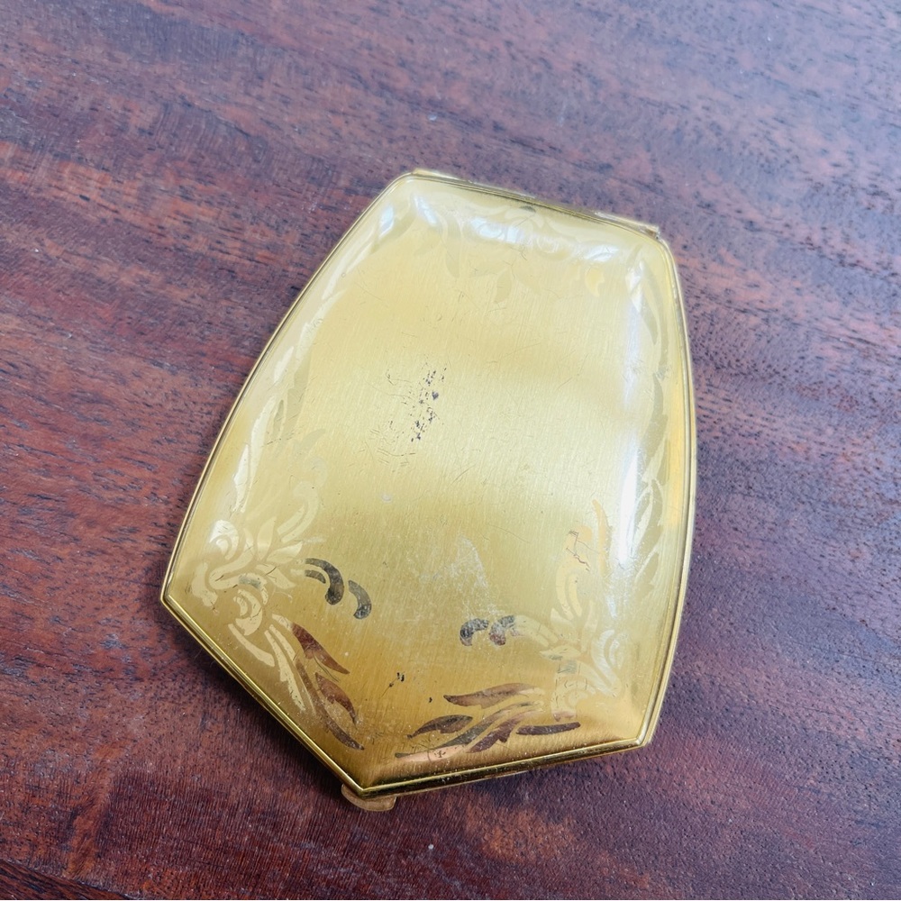 Vintage American Beauty Goldtone Art Nouveau Powder Compact with Mirror